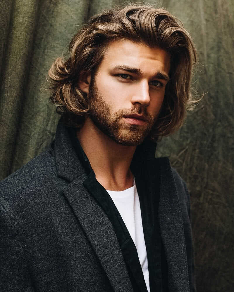 Long Hairstyling Ideas for Men 