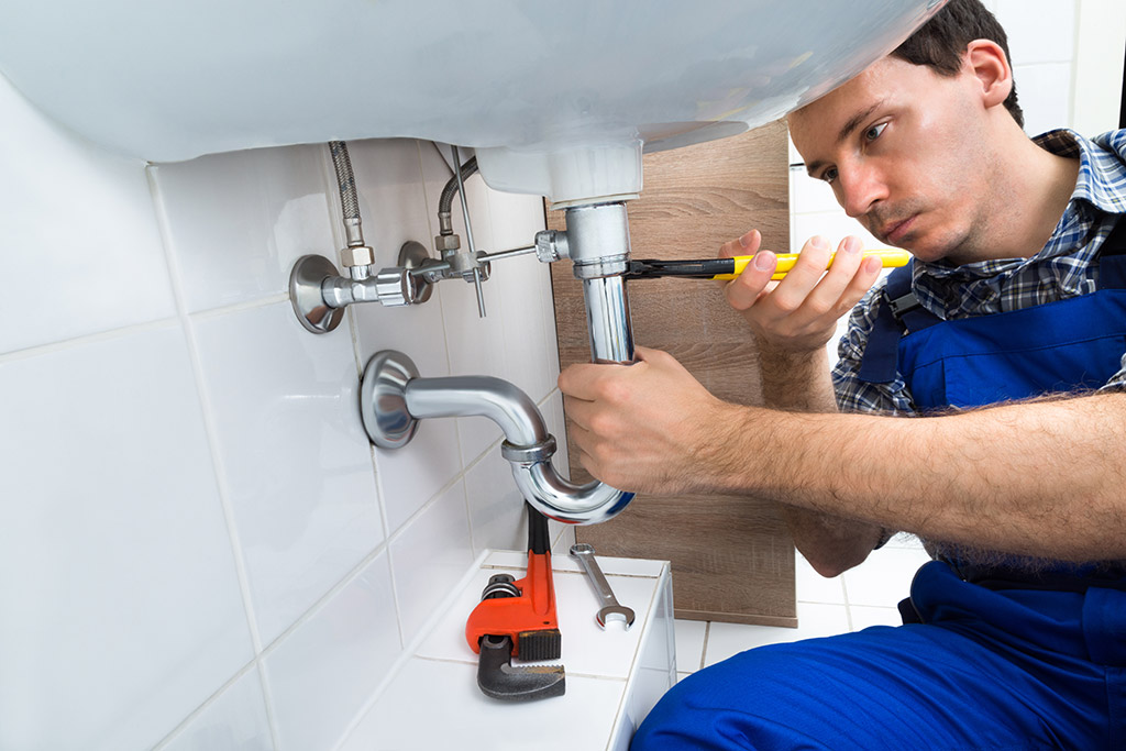 Tips to Look for the Best Plumber in Town